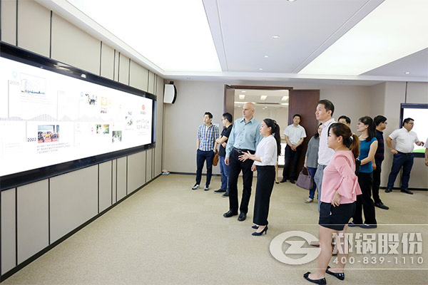 4716bbe5857c738d6bc5259ab49a6bb3 Google高层向导一行到访CA88